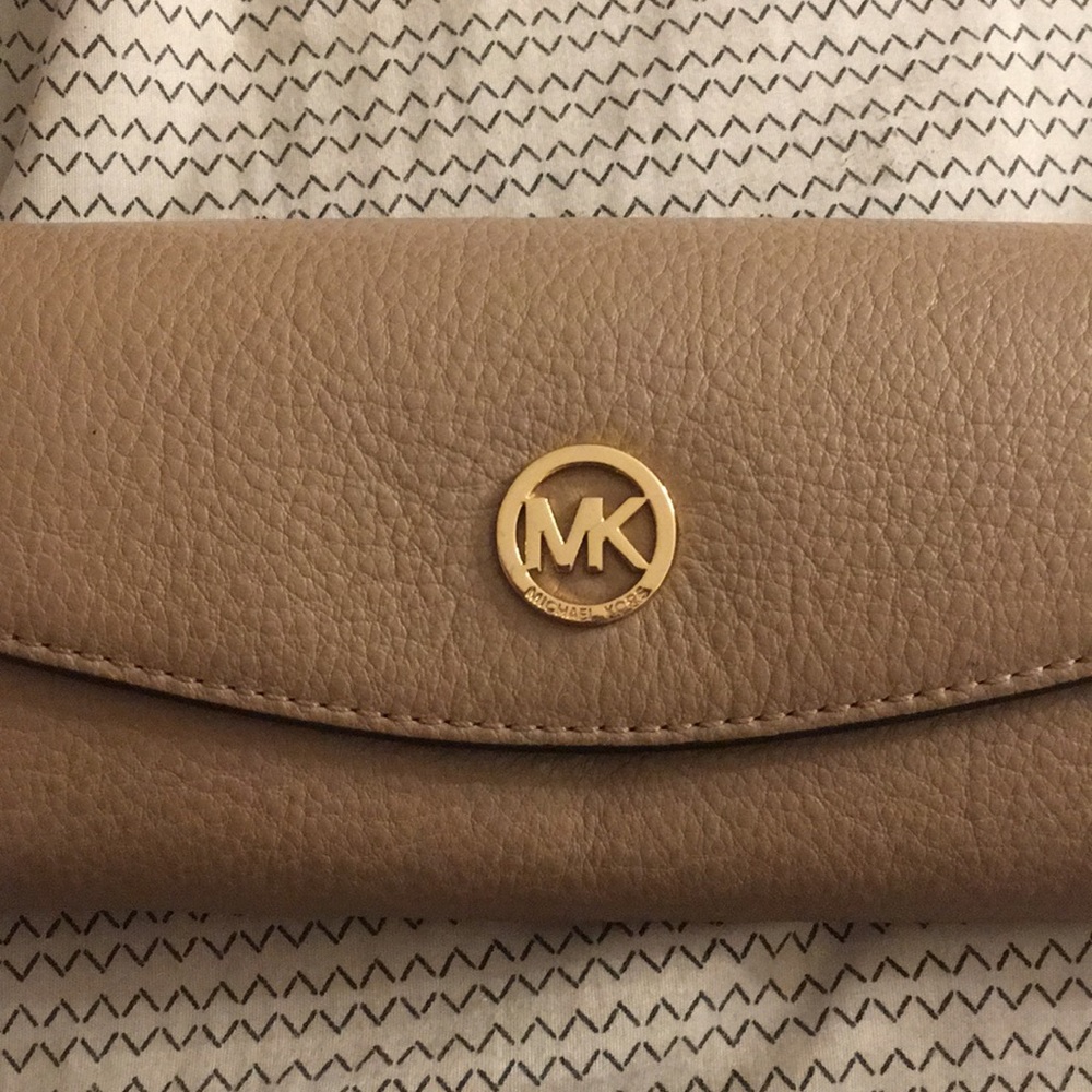 Michael Kors wallet